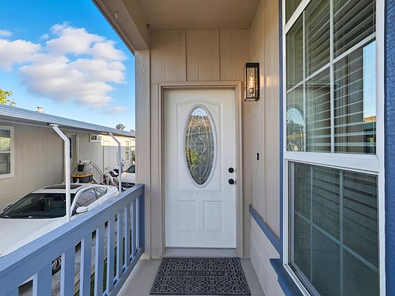 3rd image of 320 Chateau La Salle Dr #320