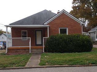 912 N 1st St, Boonville, IN 47601