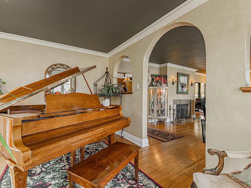 13th image of this home