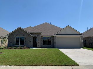 7025 Silver Lake Dr, Maurice, LA 70555