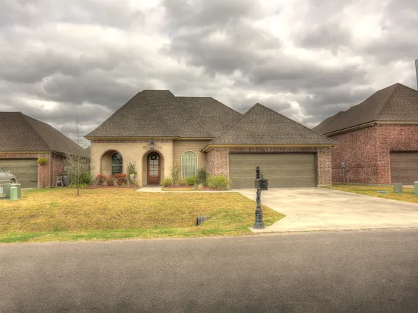 105 Glenbrook Dr, Broussard, LA 70518