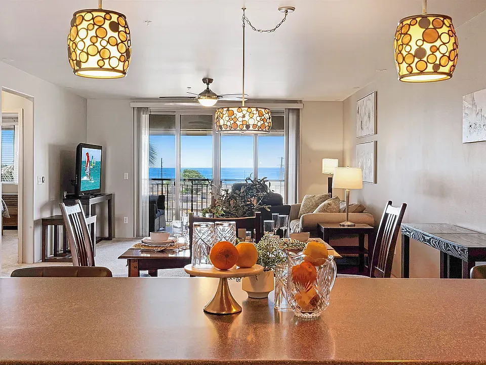 1300 Limahana Cir #402-C