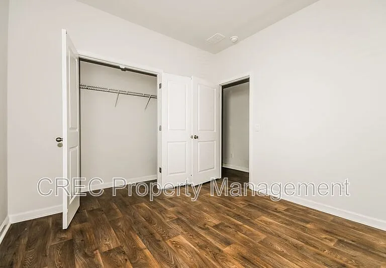 928 Woodside Creek Ln — Photo 11