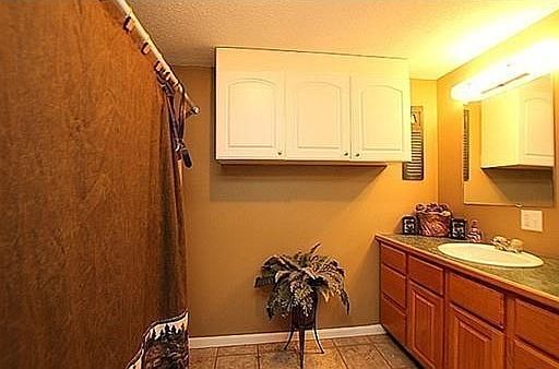 5th image of 1 Fletcher St #A