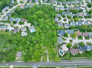 7495 Becker Rd, Saint Louis, MO 63129