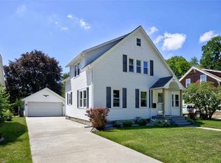 913 W Spring St, Appleton, WI 54914