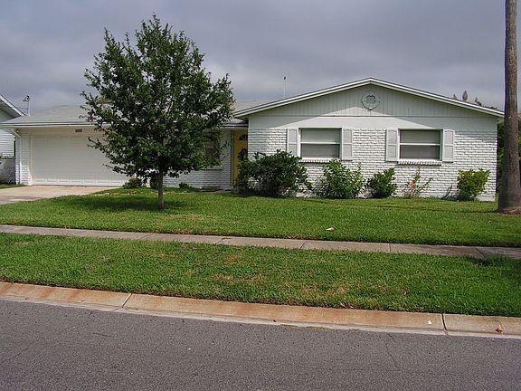 2nd image of 4656 Bay Crest Dr