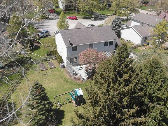 5th image of 7832 Maplecreek Ct