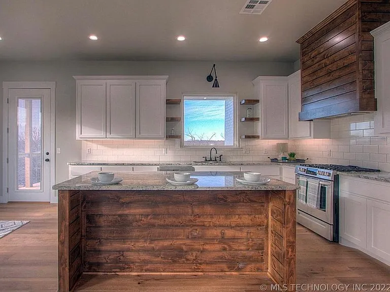 783 E Finley Ridge Dr — Photo 5