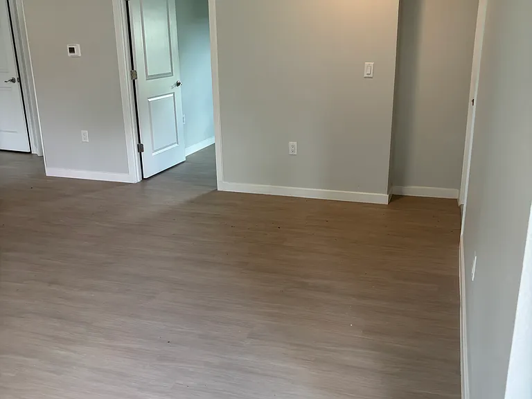 Sandcastle Pines Apartments — Photo 25