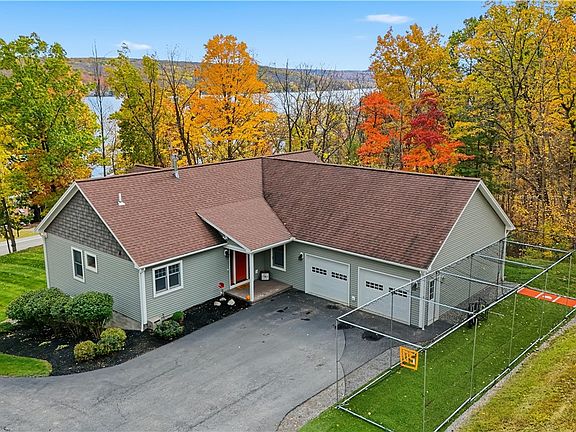 4th image of 5264 W Lake Rd