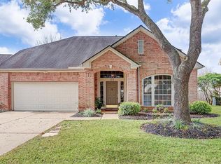 222 W New Meadows Dr, Sugar Land, TX 77479