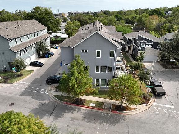4th image of 7201 Bassett Ct