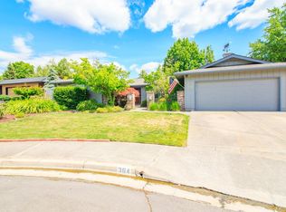 364 White Oak Cir, Medford, OR