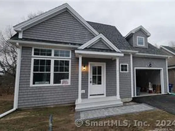 38 Ivy Hill Road, Waterford, CT 06385