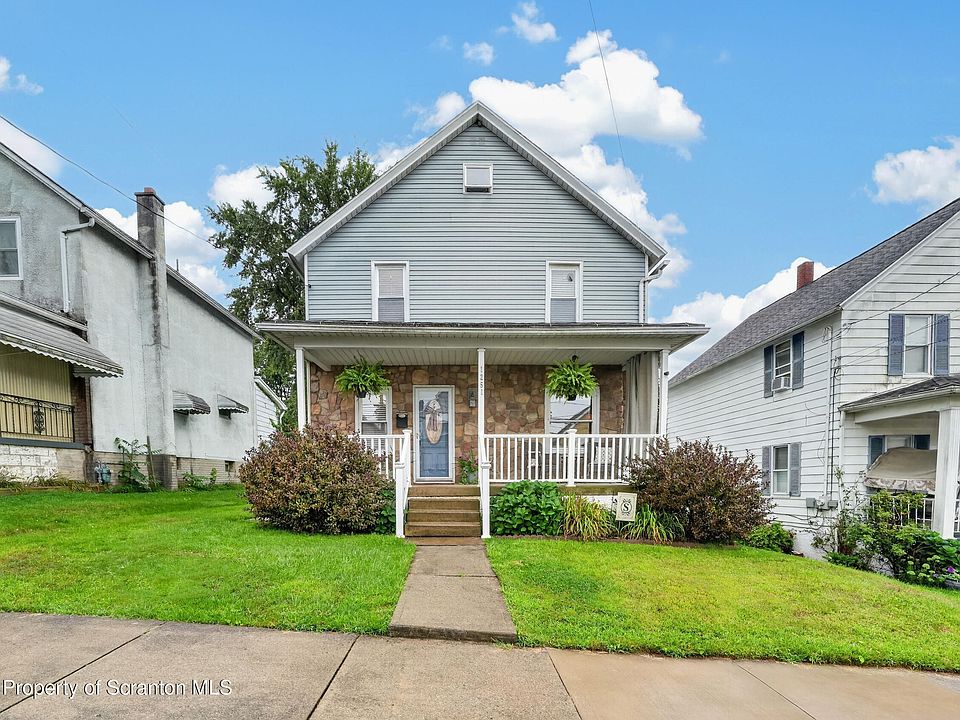 1st image of 1251 Loomis Ave