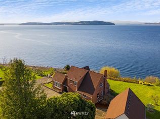 207 3rd St, Steilacoom, WA 98388