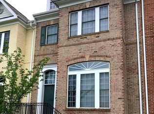 1216 Gaither Rd, Rockville, MD 20850