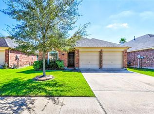 33 Signal Hill Dr, Manvel, TX 77578
