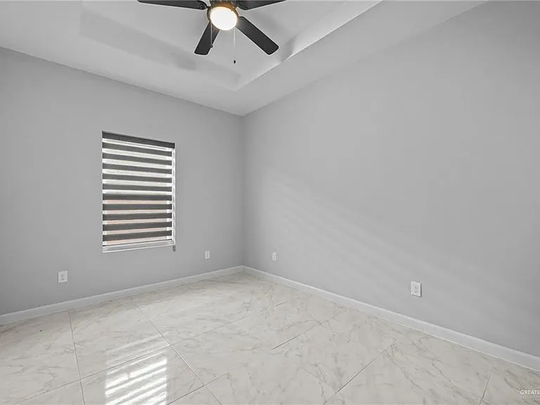 901 W 8th St #4 — Photo 9