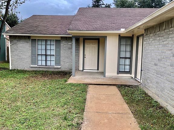 2nd image of 17511 Wild Willow Ln