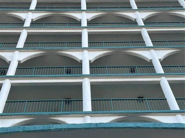 6020 SHORE BOULEVARD S #604, GULFPORT, FL 33707