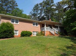 716 Beech Dr, Seneca, SC 29678