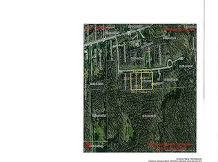 3144 Red Oak Cir, Conneaut, OH 44030