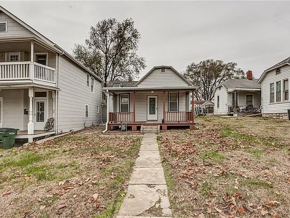 3rd image of 814 Columbia Ave