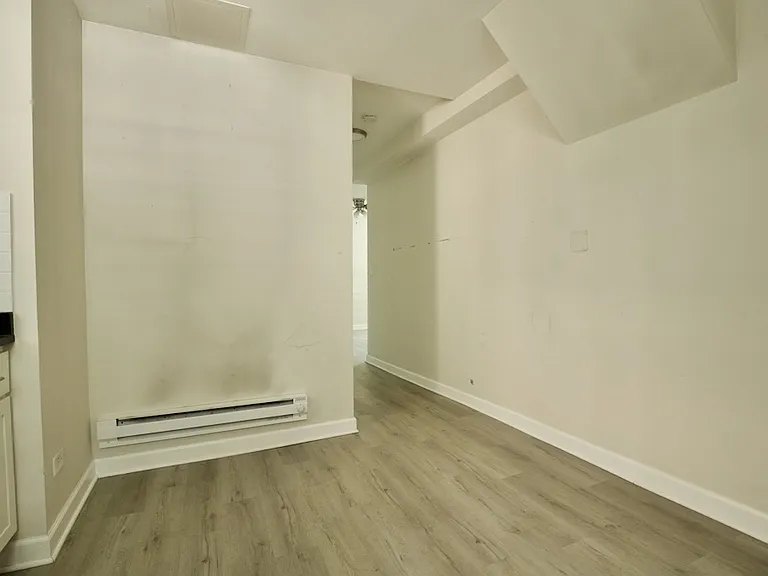 646 W Roscoe St #6H — Photo 6
