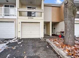 44 Tybalt Cres, Ottawa, ON K2H8J5