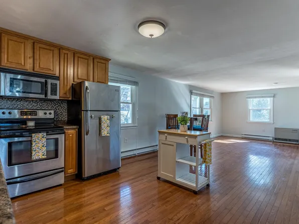 36 Whipple Road #6, Kittery, ME 03904