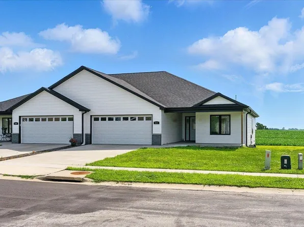 411 Pine St, Janesville, IA 50647