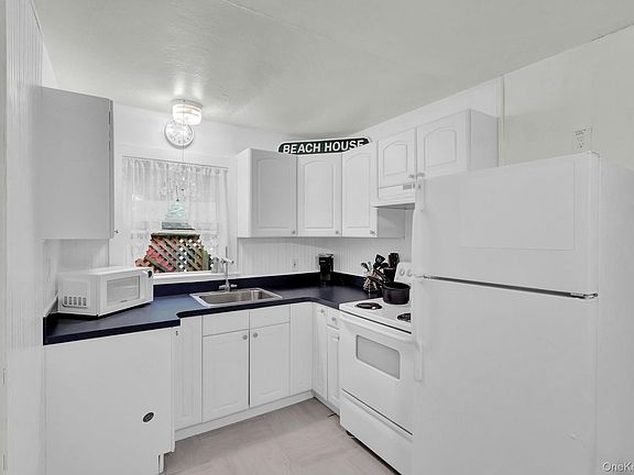 4th image of 15 Cottage Road