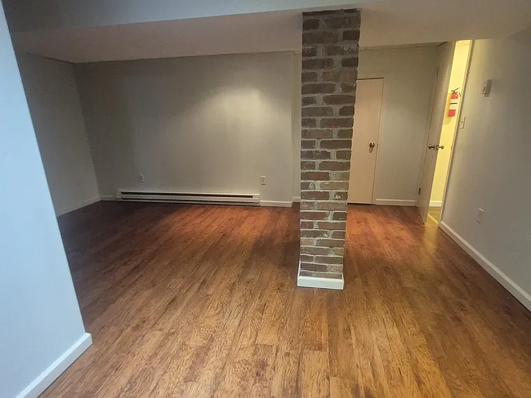 530 Main St #C — Photo 5