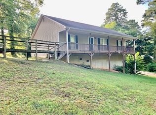 233 Mountain View Dr, Dalton, GA 30721
