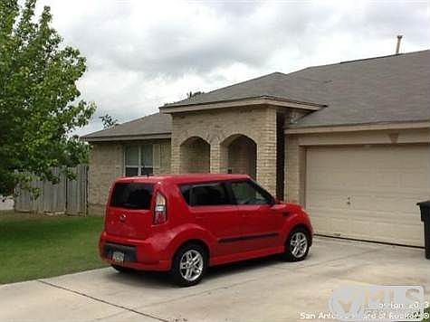 1st image of 1027 Rivertree Dr