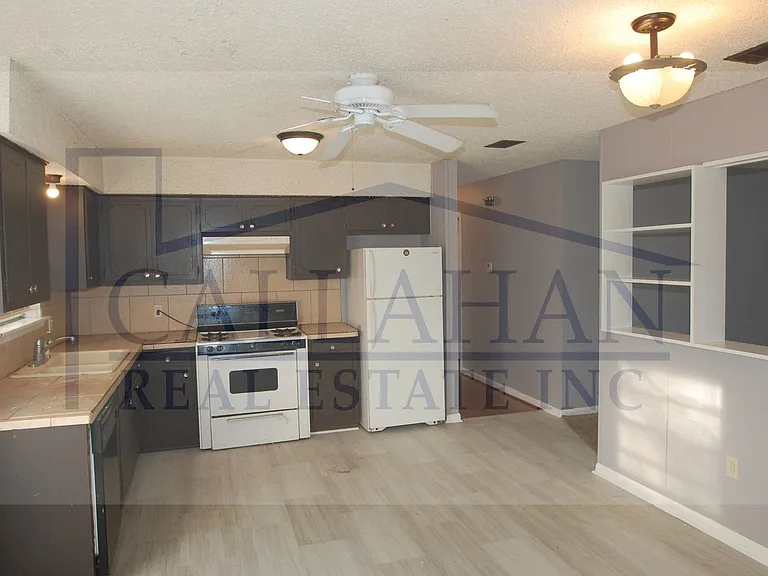 7818 Pinto Trl — Photo 2