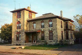 Street View (photo taken in 2000)