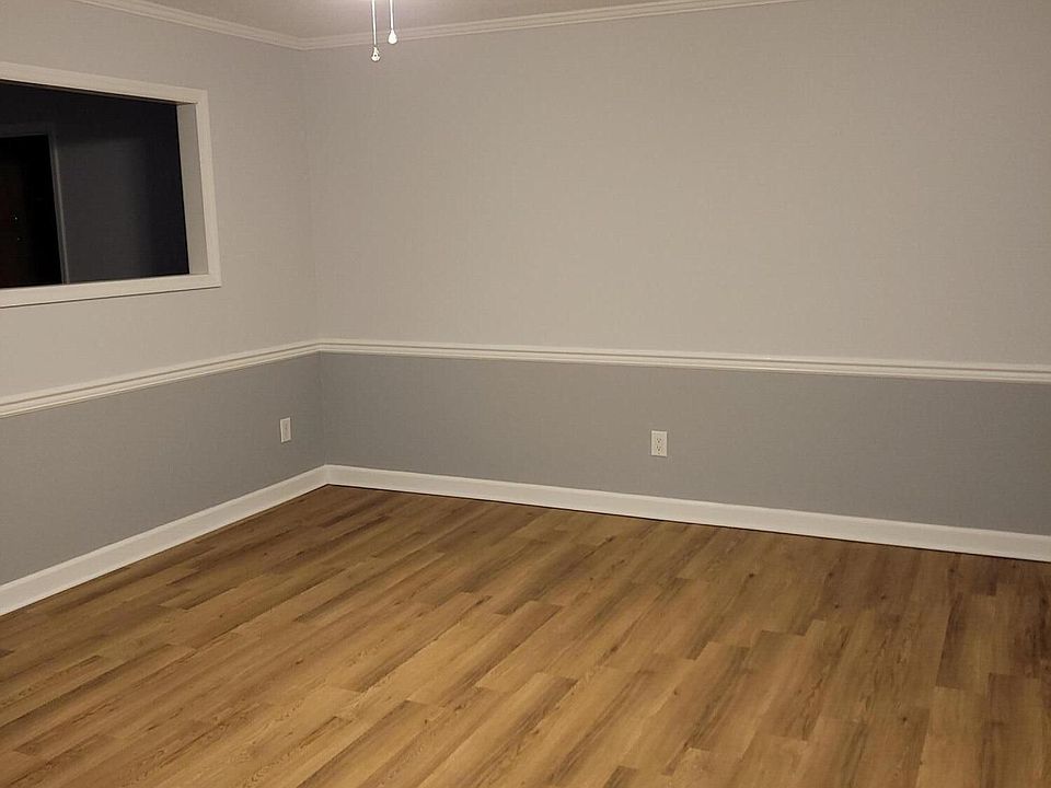 2nd image of 117 Woodland Dr