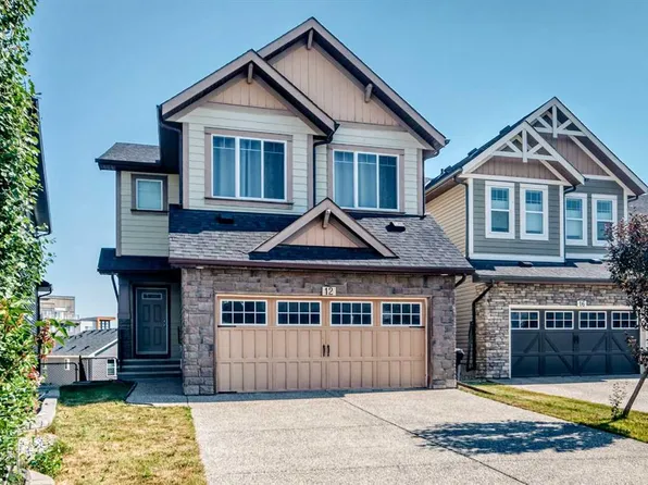 12 S Kincora Mews NW, Calgary, AB T3R 0N3