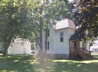 803 N 7th St, Rochelle, IL 61068