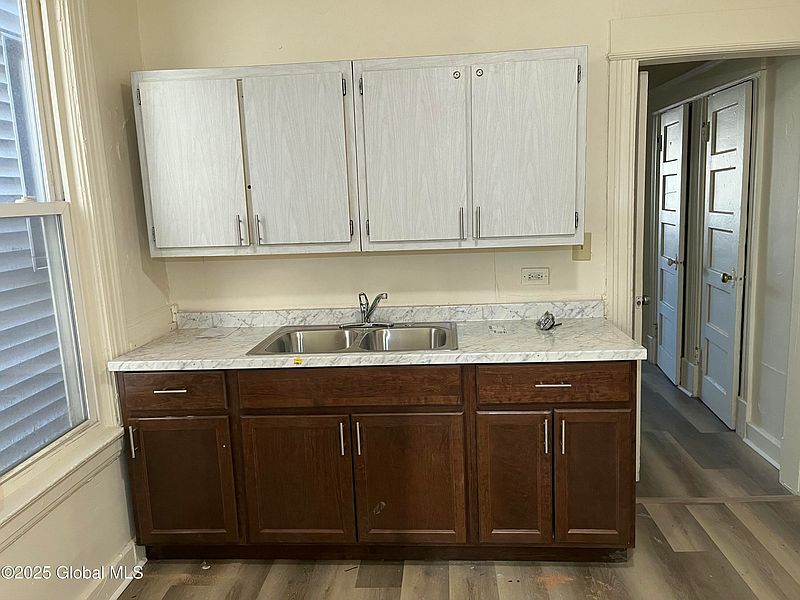 5th image of 41-43 N Manning Boulevard