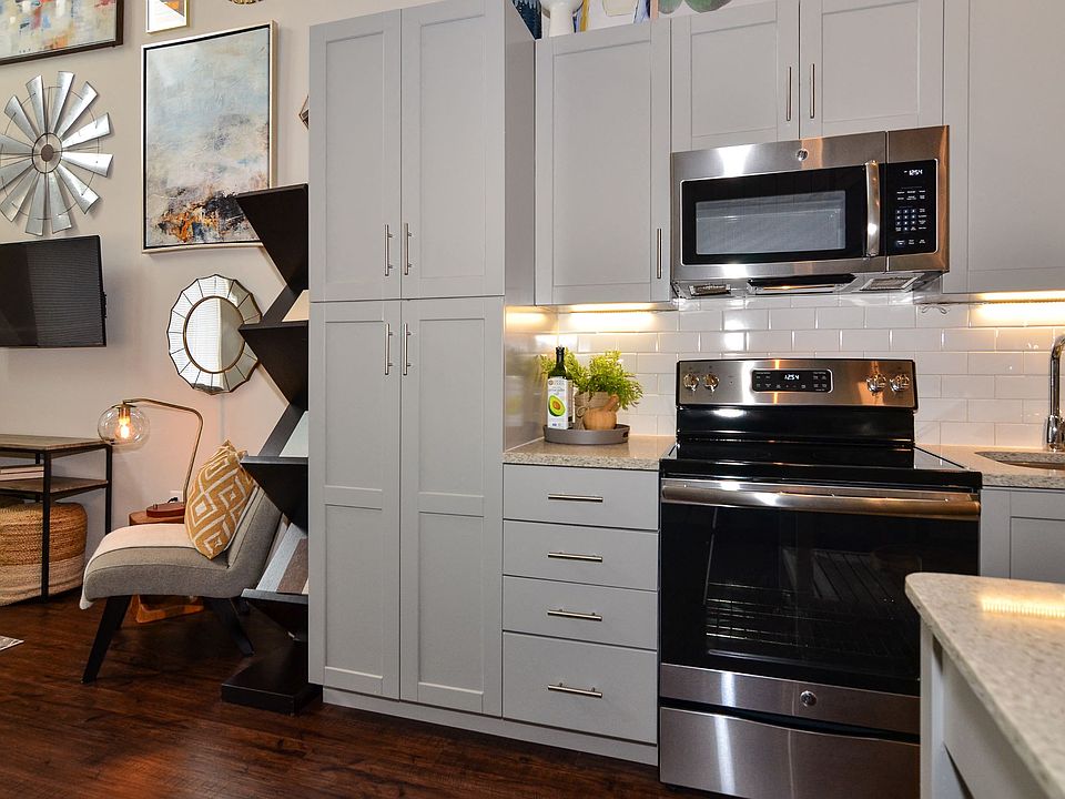 1st image of 11830 Sunrise Valley Dr #110527