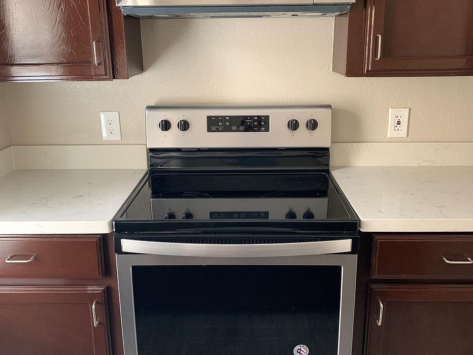 2nd image of 709 Mynah Ave McAllen Tx #78504