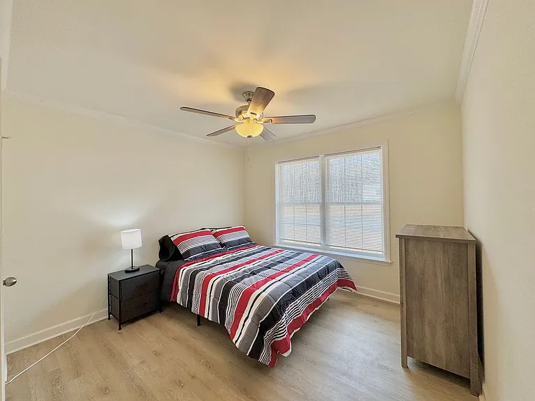 1712 Draper Rd — Photo 10