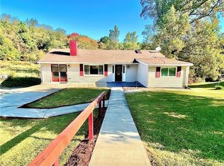 4558 Sardis Rd, New Kensington, PA 15068