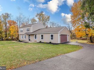 2198 Gale Dr, Harrisburg, PA 17110