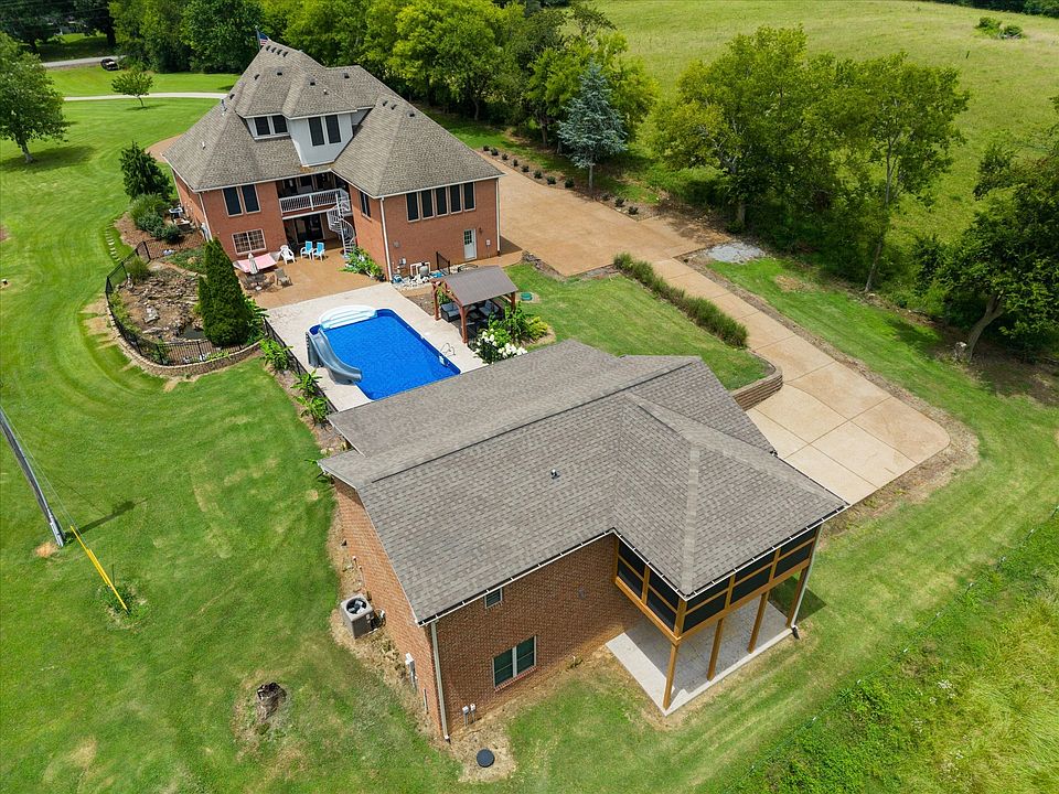 1st image of 2155 Lake Rd