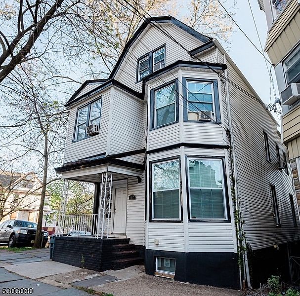 1st image of 102 Milford Ave